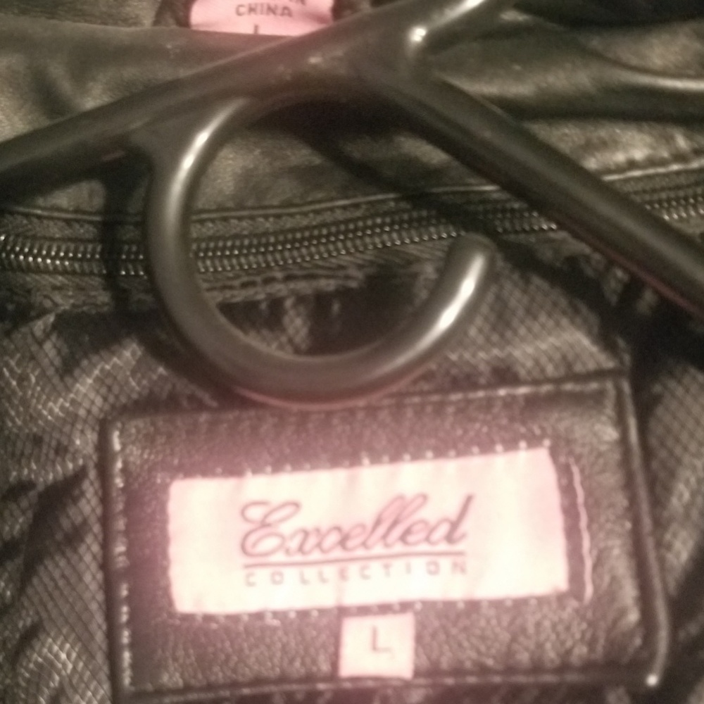 Jacket - Picture 4 of 4